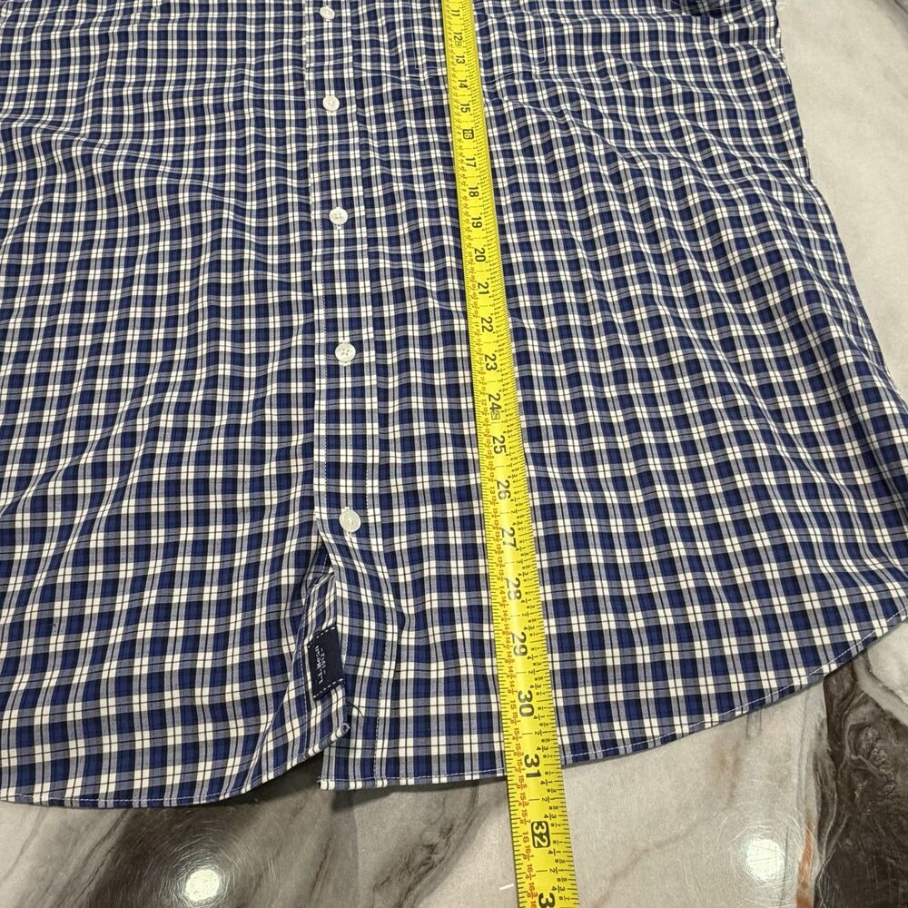 L.L. Bean Men's XL Slightly Fitted Gingham Button Down Shirt Navy Blue White EUC - Picture 9 of 10